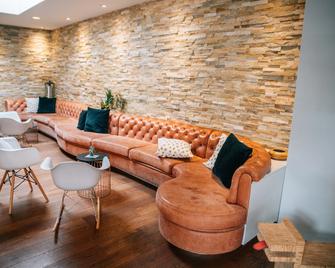 Hotel by Hyve Basel - Basilea - Recepción