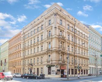 Hotel Atos - Prague - Building