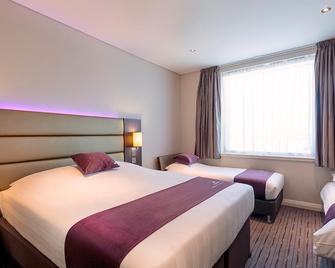 Premier Inn Dubai Ibn Battuta Mall - Dubai - Bedroom