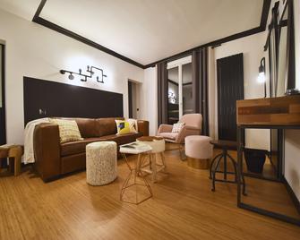 Madrigal - Paris - Living room